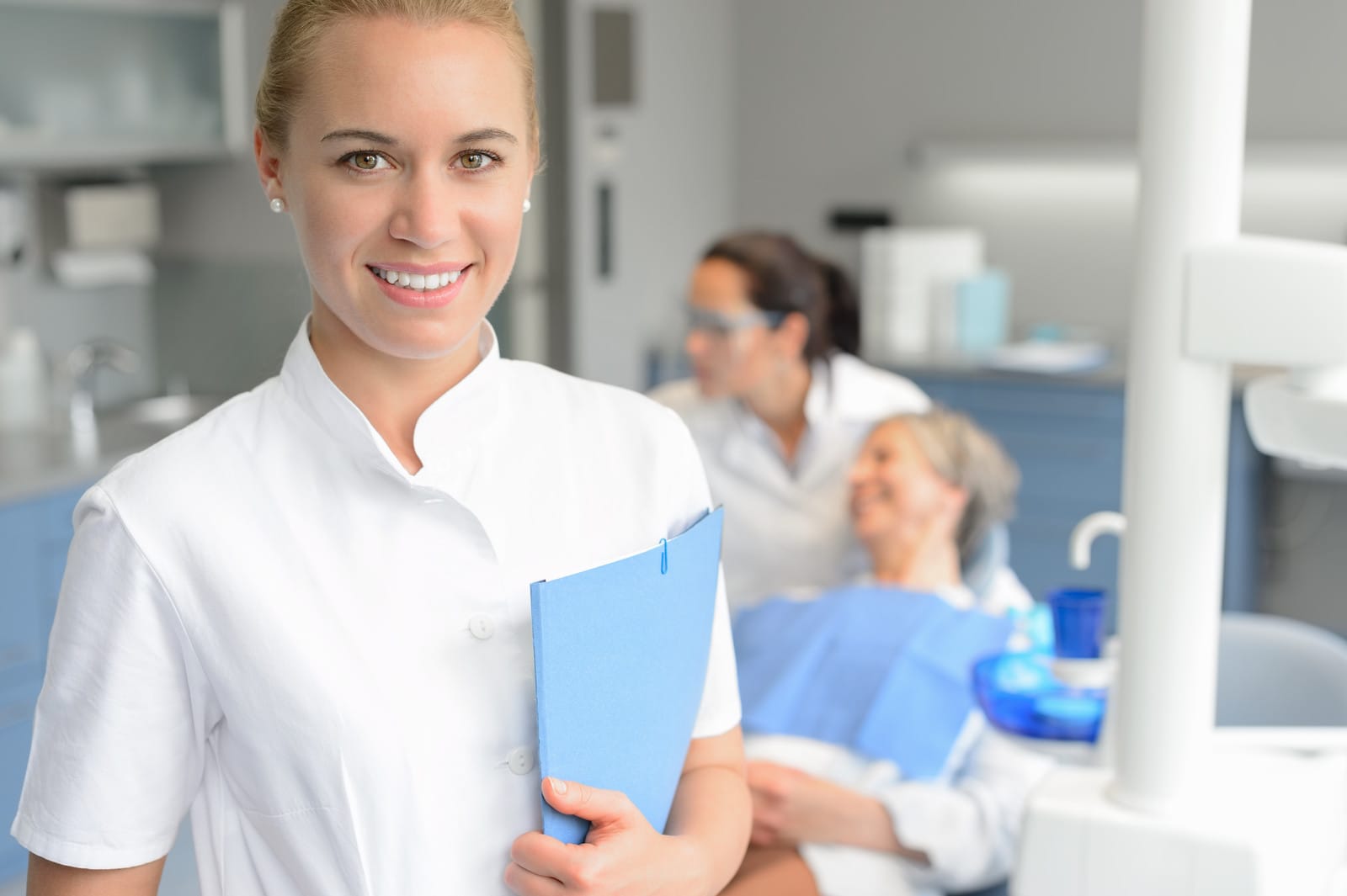 how-dental-implants-can-change-your-life